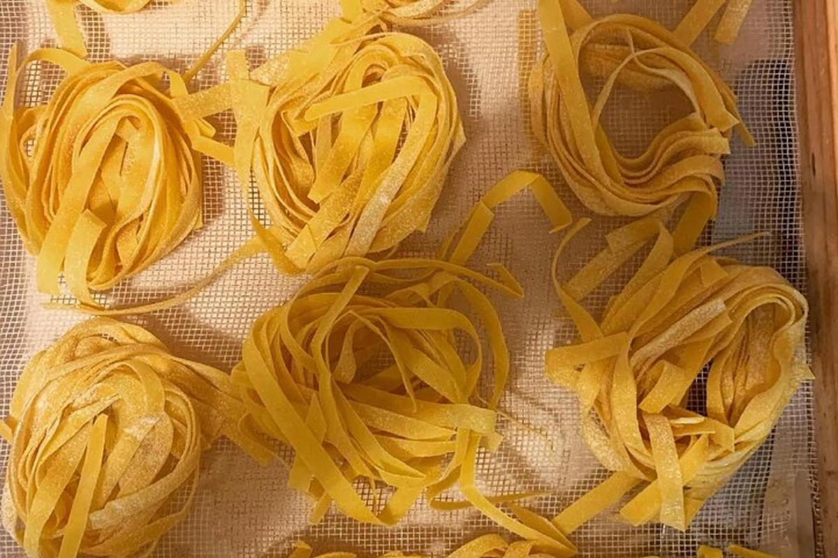 hunnik spagette riidetükil