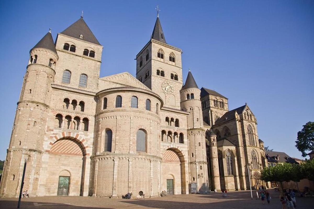a large building with two towers on top of it
