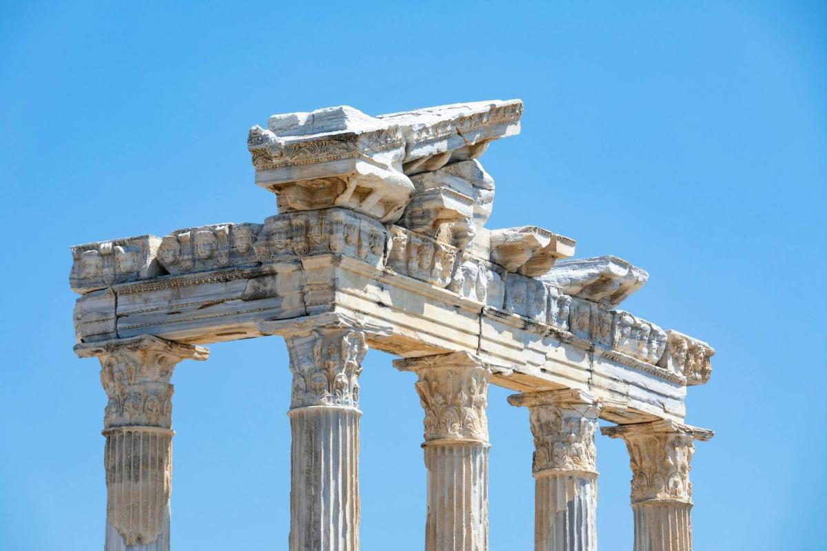 Αρχαίες κολώνες του Παρθενώνα στην ακρόπολη