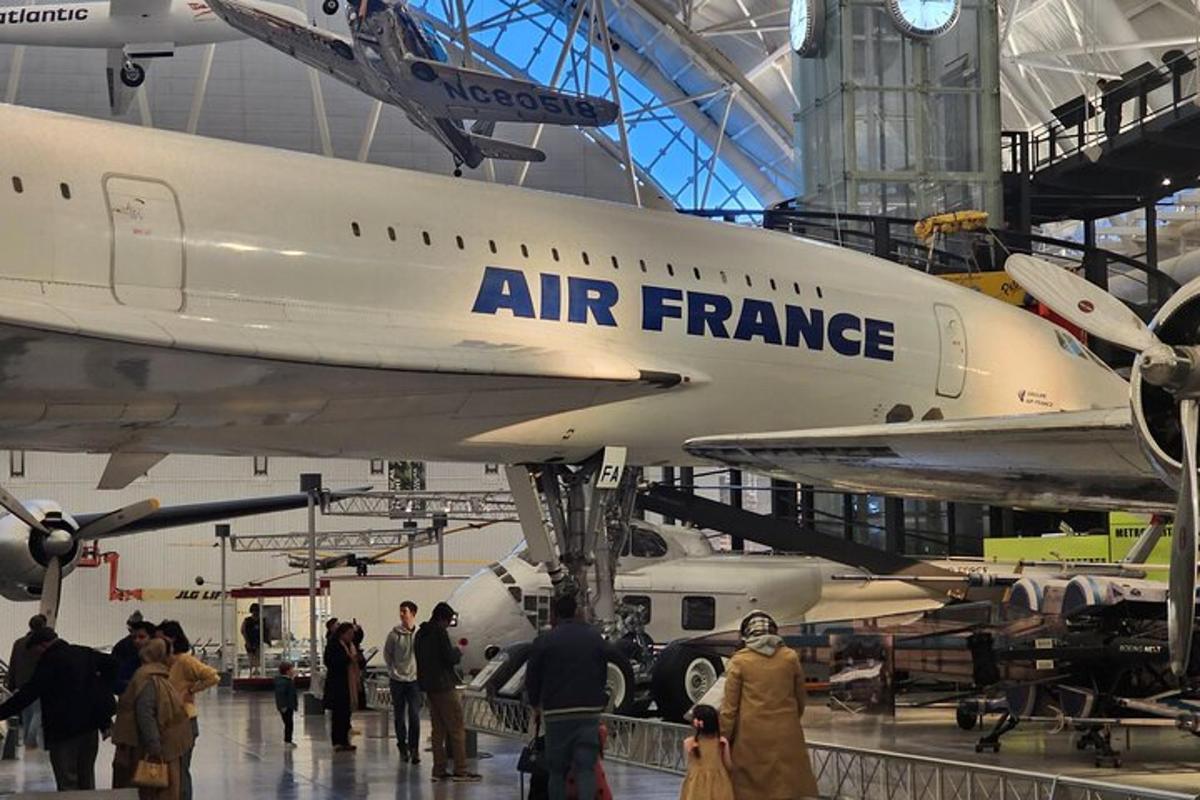 Letadlo společnosti Air France vystavené v muzeu
