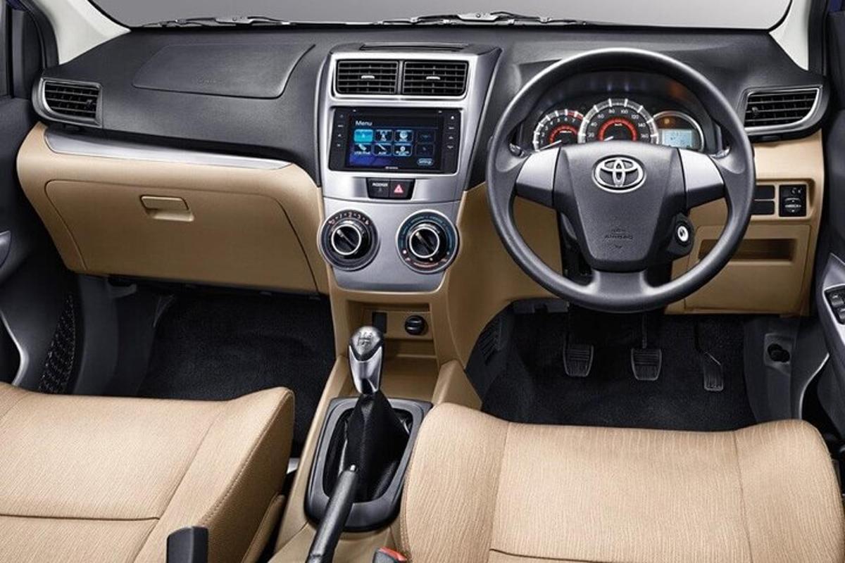 egy Toyota Tataroth Preceptrum autó belső tere
