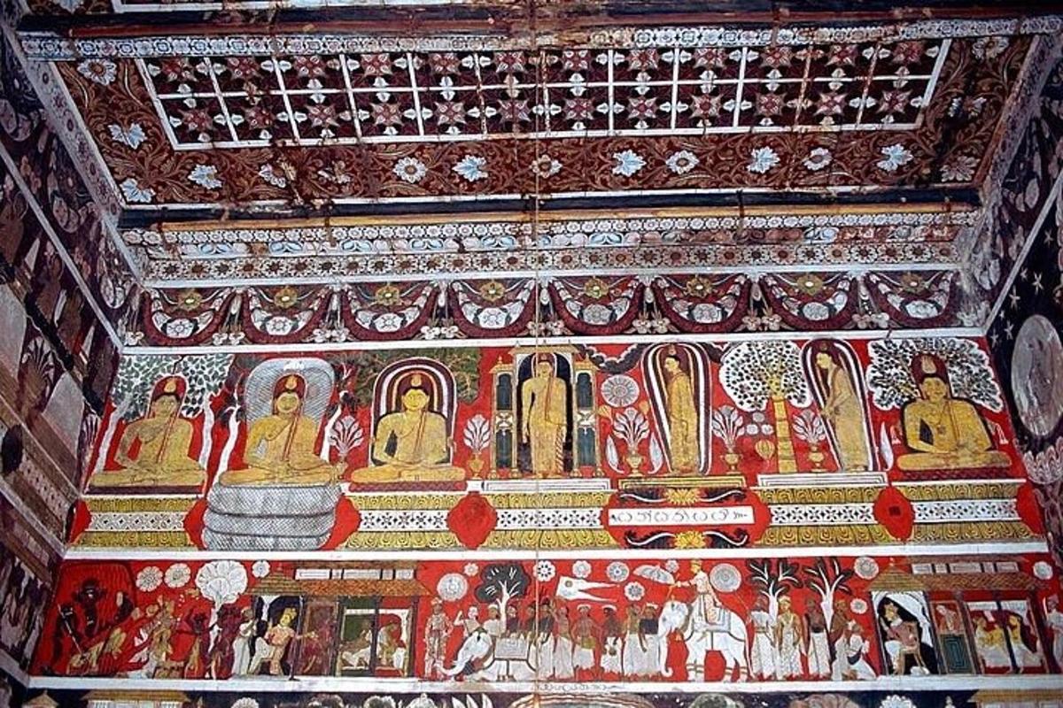 lukisan di siling kuil