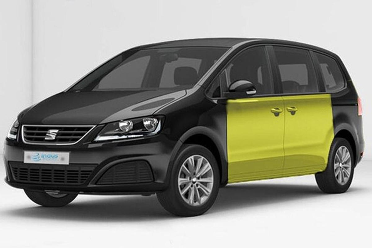 černožluté auto se žlutými dveřmi