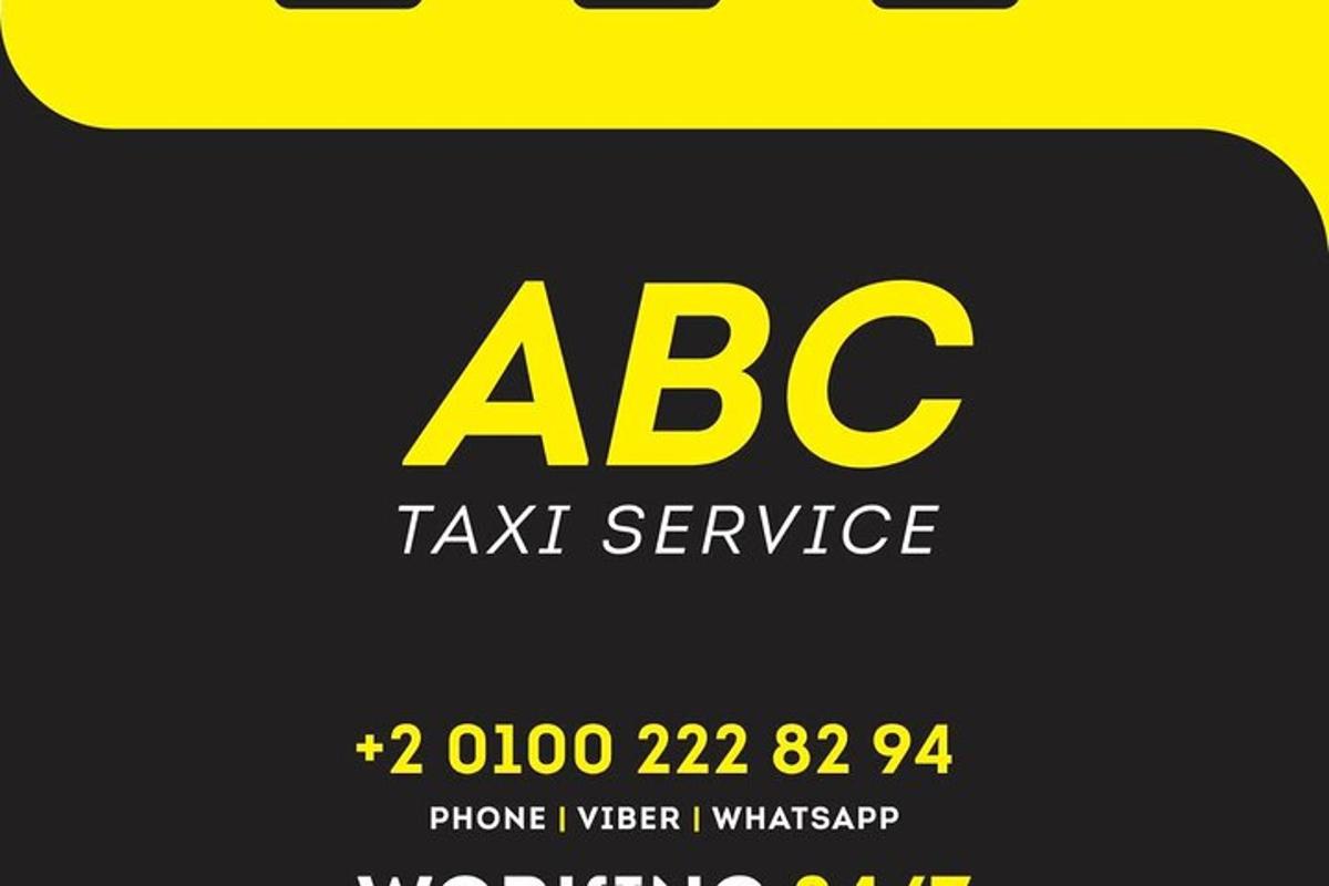 một biển báo màu vàng ghi dịch vụ taxi abc