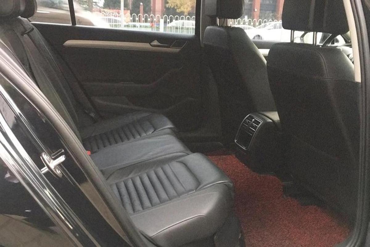 a back seat of a car with the back seatsktop