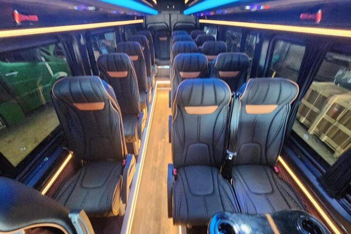 vrsta praznih sedežev na avtobusu