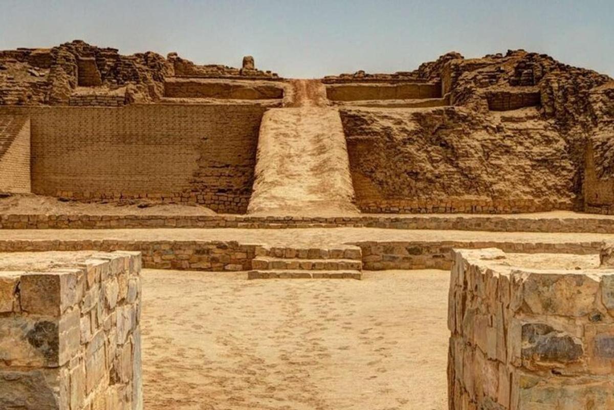 a view of the ruins of a building