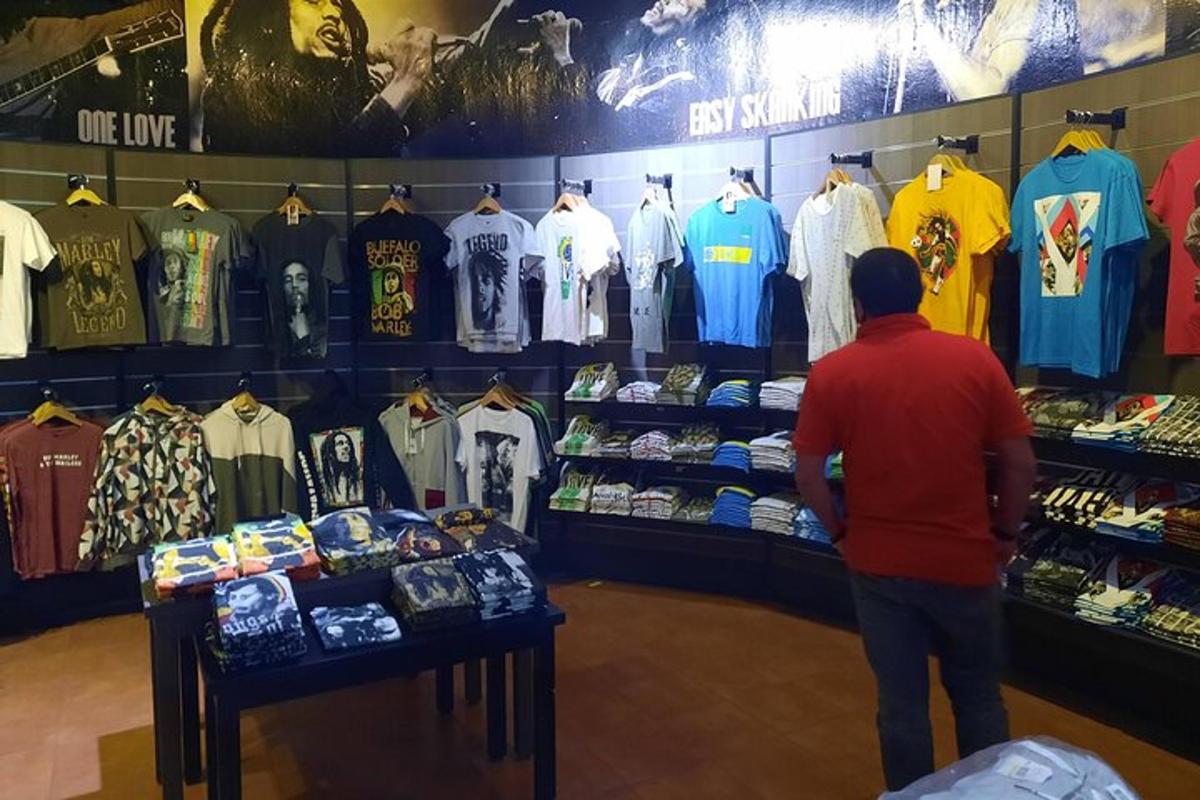 Attraction picture 7