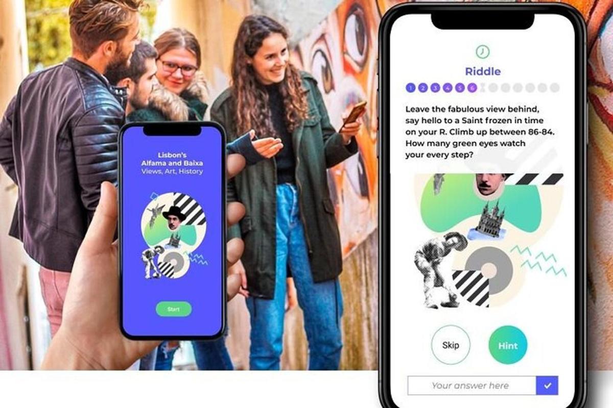 ruka držící mobilní telefon s aplikací pro přehrávání filmů