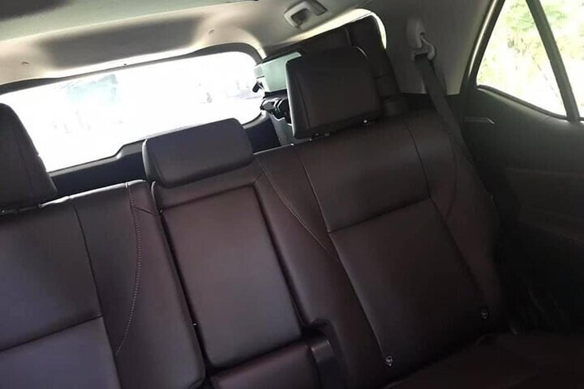 vaade auto tagaistmele koos tagaistme teenindusega
