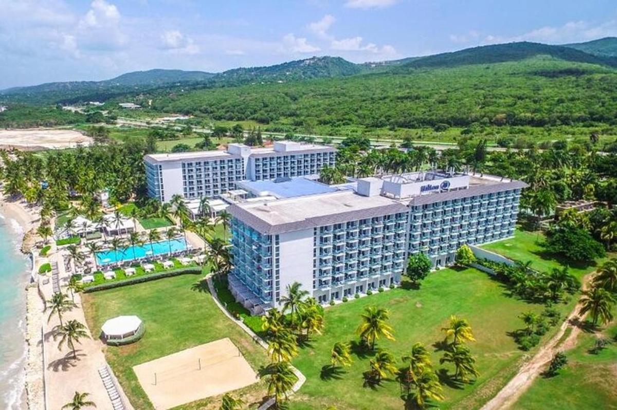 vista aèria d'un complex turístic a la platja