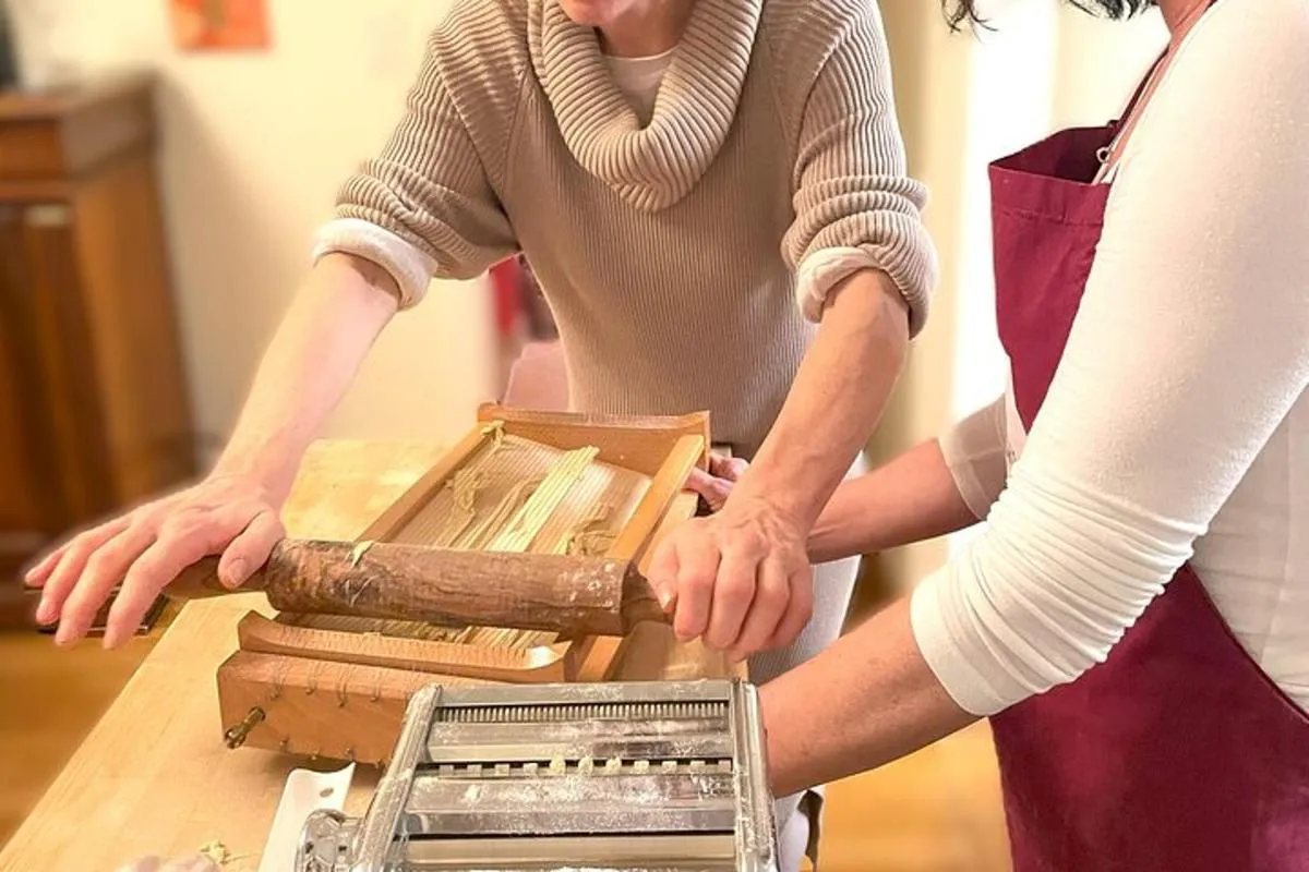 Cours de cuisine & dîner: Pâtes italiennes faites maison avec des habitants – photo 15