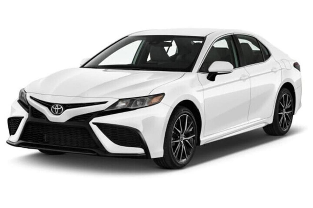 hvítur Toyota Camry tvinnbíll