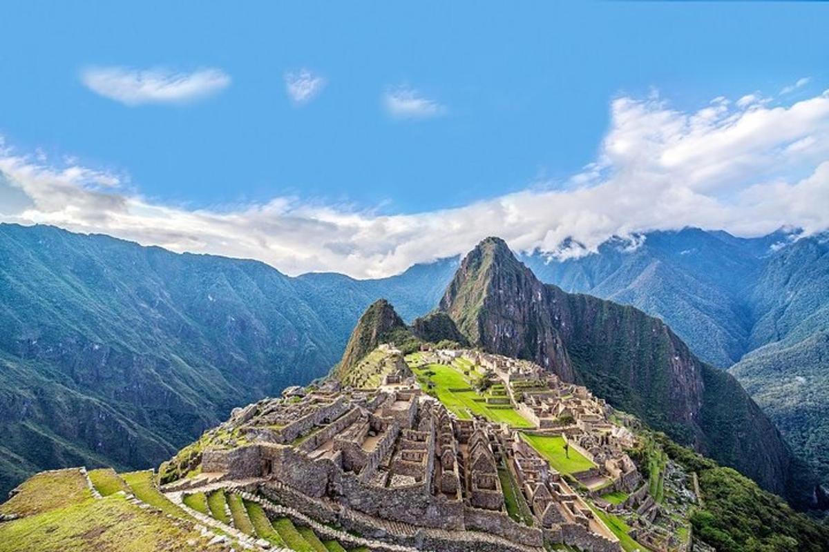 kilátás a Machu Picchu hegyre