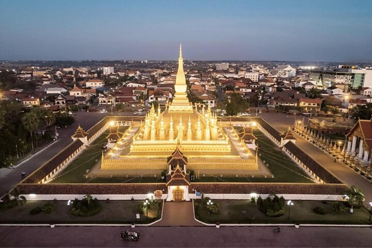 a view of a large temple in a city