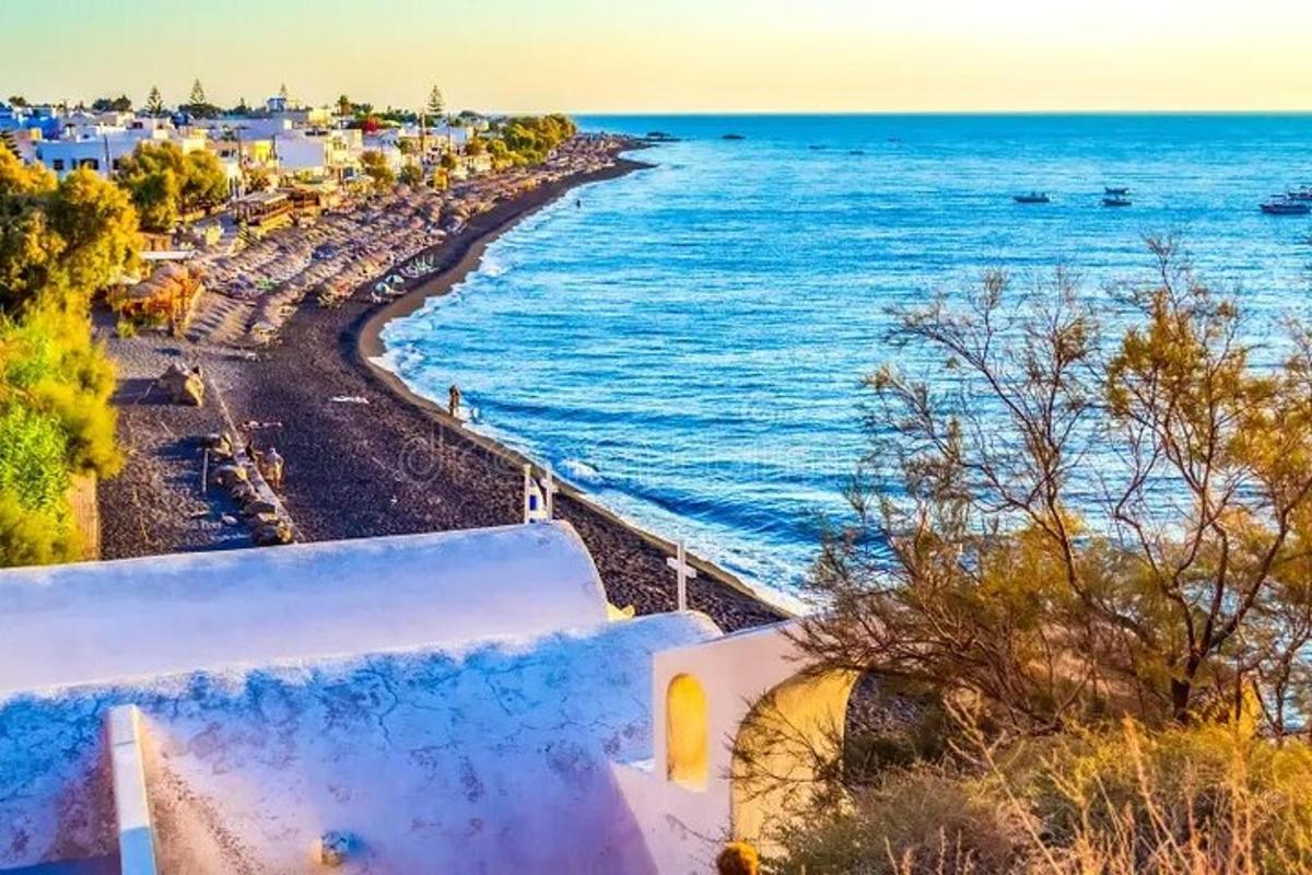 pemandangan pantai dan lautan