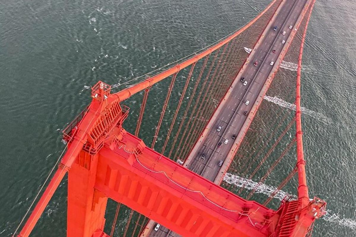 Letecký pohled na most Golden Gate