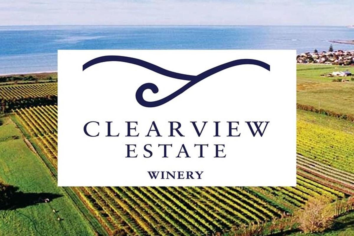 a sign for a winery with the words cleavage estate winery