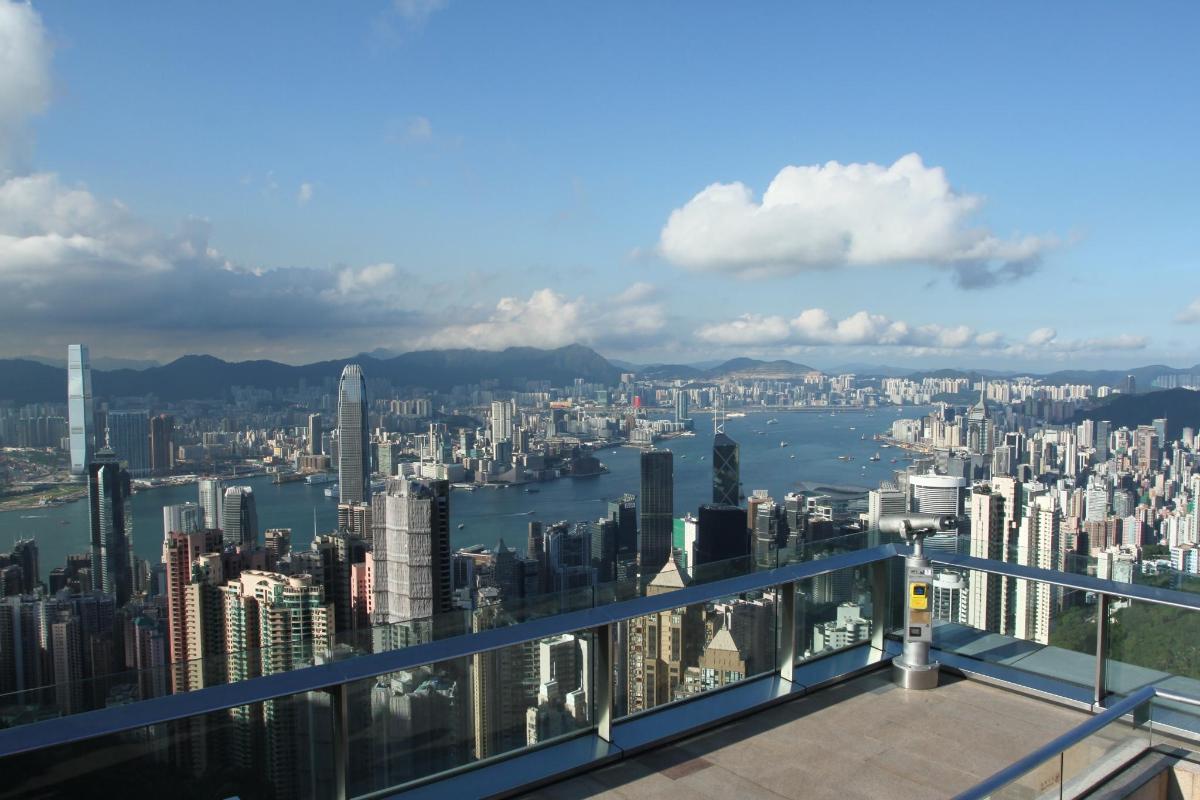 a view of the city from the observation deck