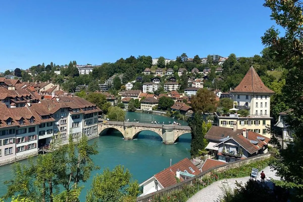 De Bâle : Train panoramique alpin, Berne Vieille ville UNESCO, Chocolats – photo 8