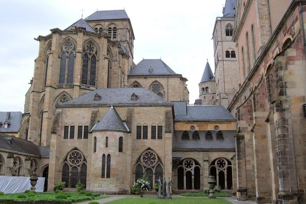 a large building with a large cathedral