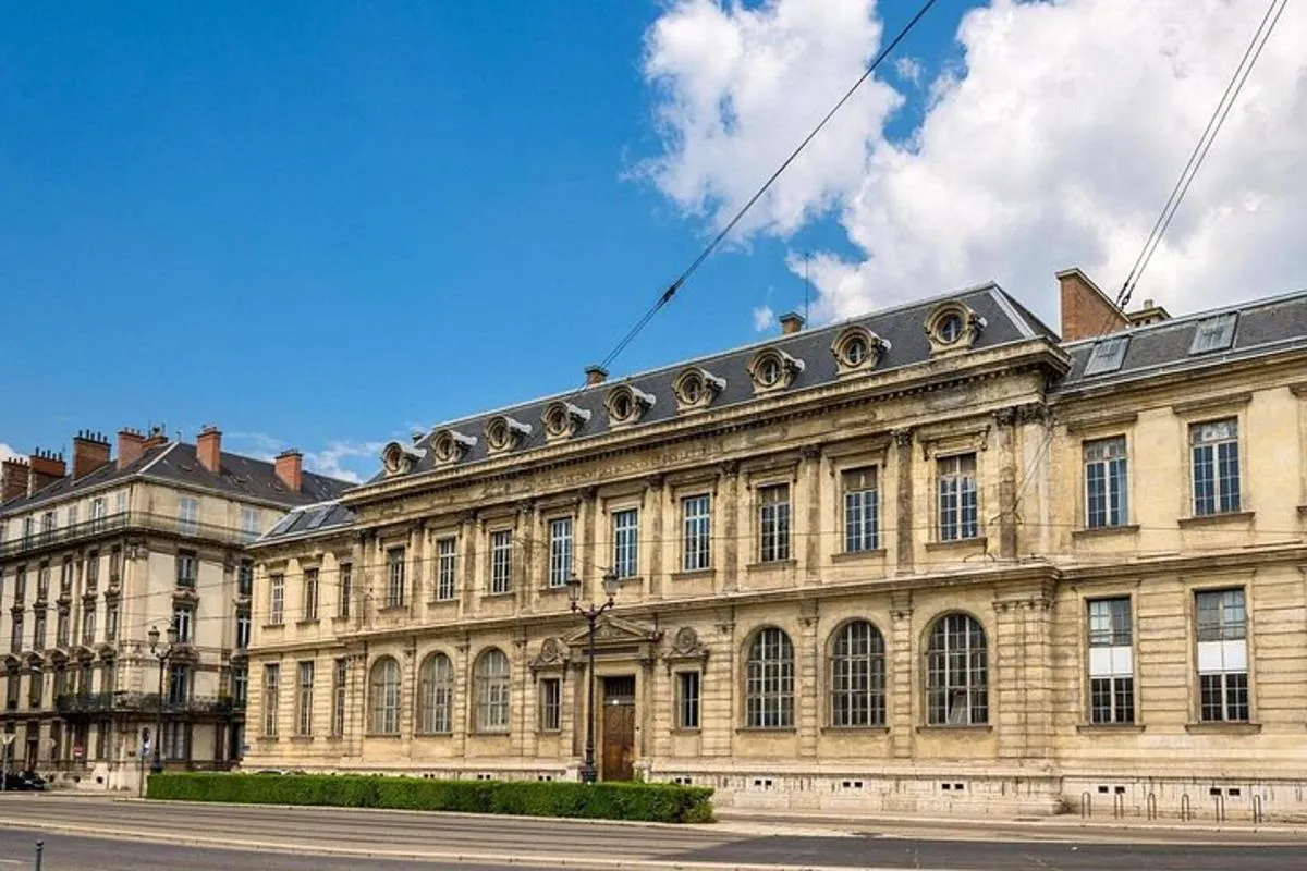 Explorez Grenoble en 60 minutes avec un Local – photo 10