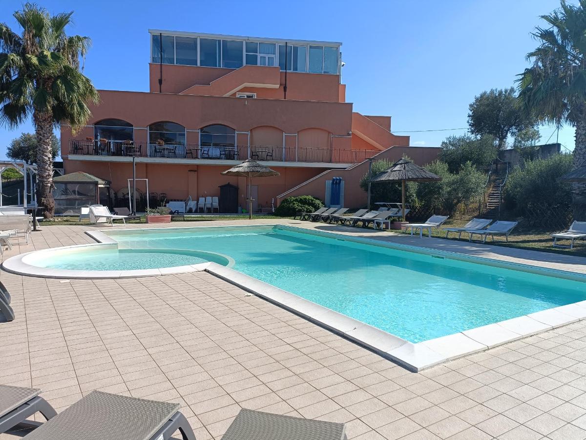 Piscina di Villa Susanna Degli Ulivi - Resort & Spa o nelle vicinanze