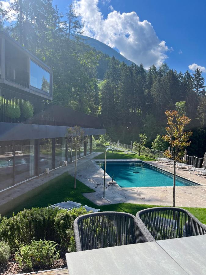 Piscina di Panoramic Suites Winzerhöhe o nelle vicinanze