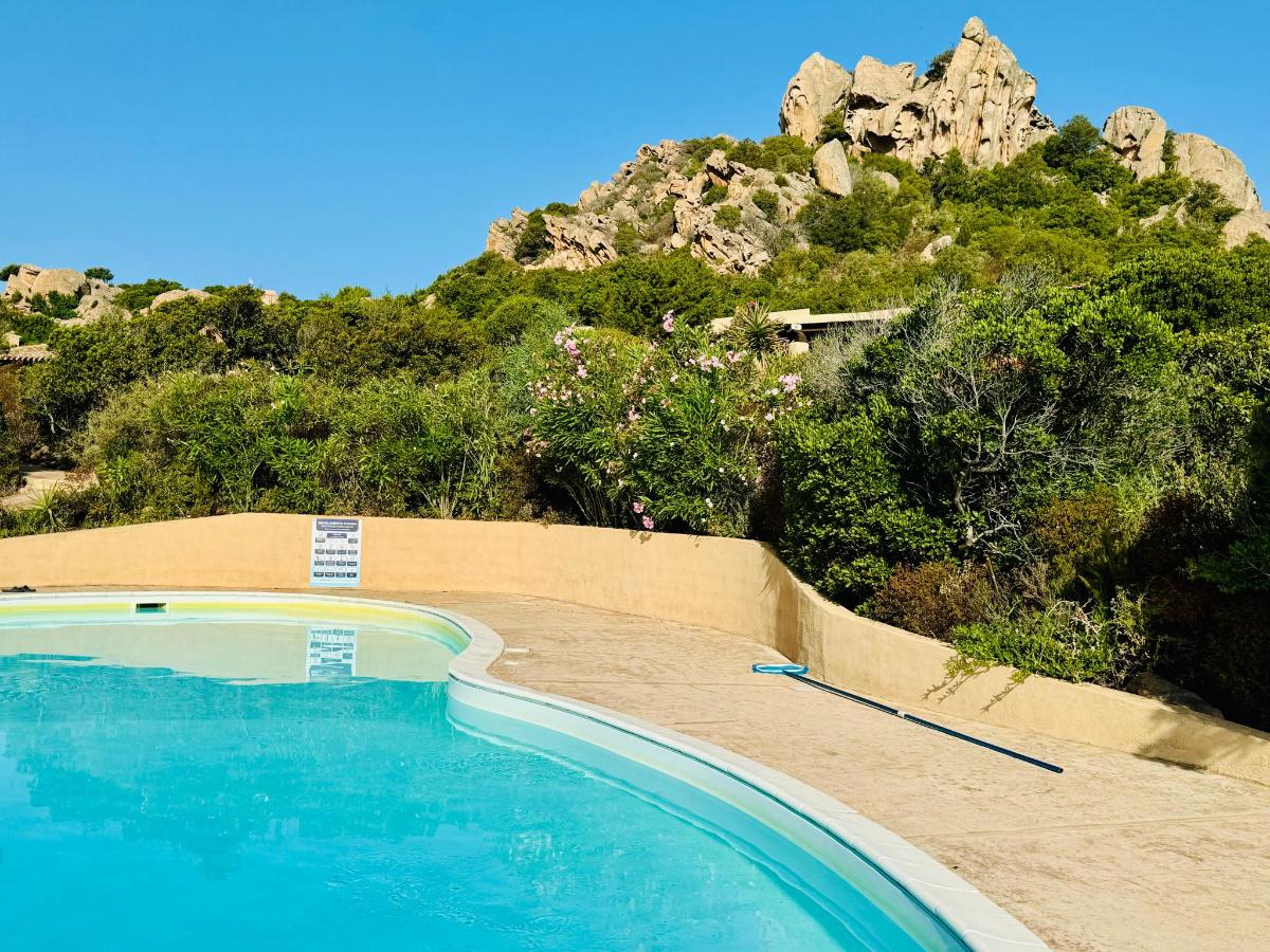 Piscina di Villa Flavia with pool and private parking o nelle vicinanze