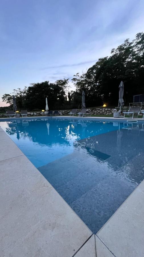 Piscina di Bed and Breakfast Le Giale o nelle vicinanze