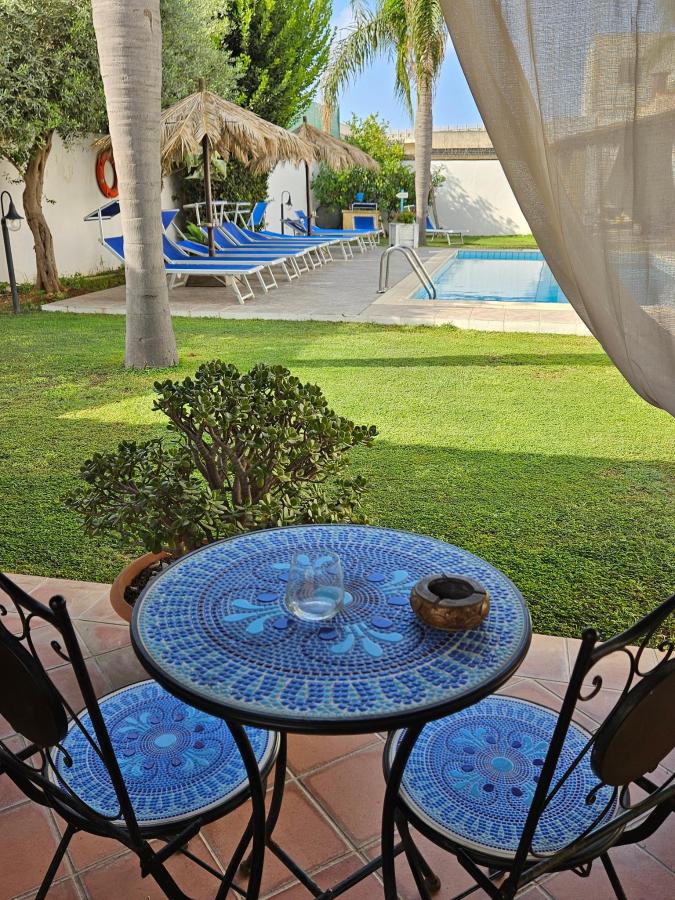 Piscina di Brunelli Residence o nelle vicinanze