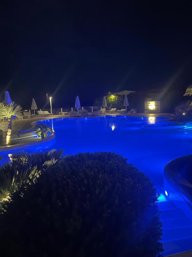 Piscina di Borgo Donna Canfora o nelle vicinanze