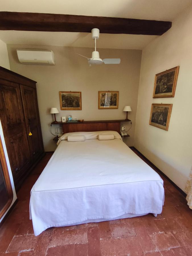 Letto o letti in una camera di Rovezzano B&B