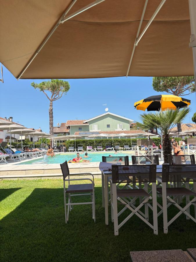 Piscina di Fiori di Cardo - Agrimare o nelle vicinanze