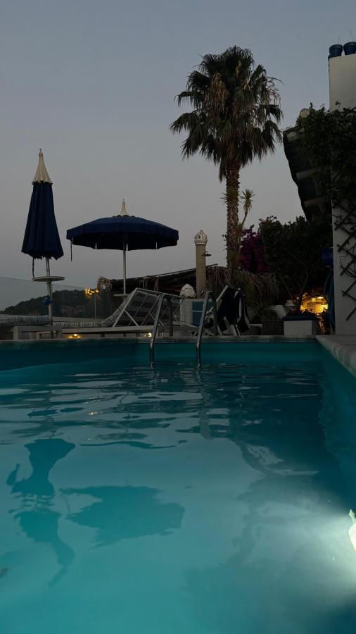 Piscina di Relais Bijoux Ischia o nelle vicinanze