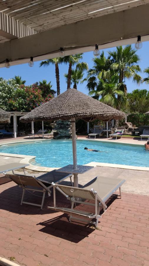 Piscina di Hotel Rurale Orti di Nora & SPA o nelle vicinanze