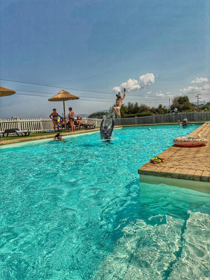 Piscina di Tenute Costadoria (Valle di Cynara) o nelle vicinanze