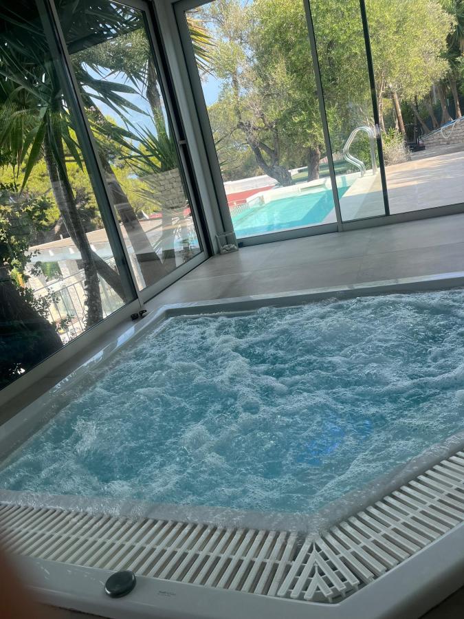 Piscina di Viestemare Resort & SPA o nelle vicinanze