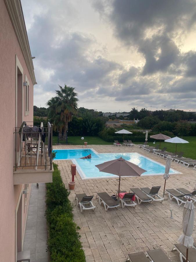 Piscina di Hotel Danieli Pozzallo o nelle vicinanze