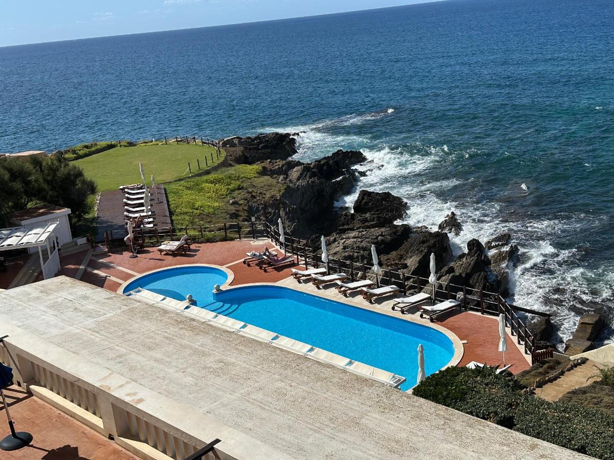 Piscina di Villa Las Tronas Hotel & SPA o nelle vicinanze