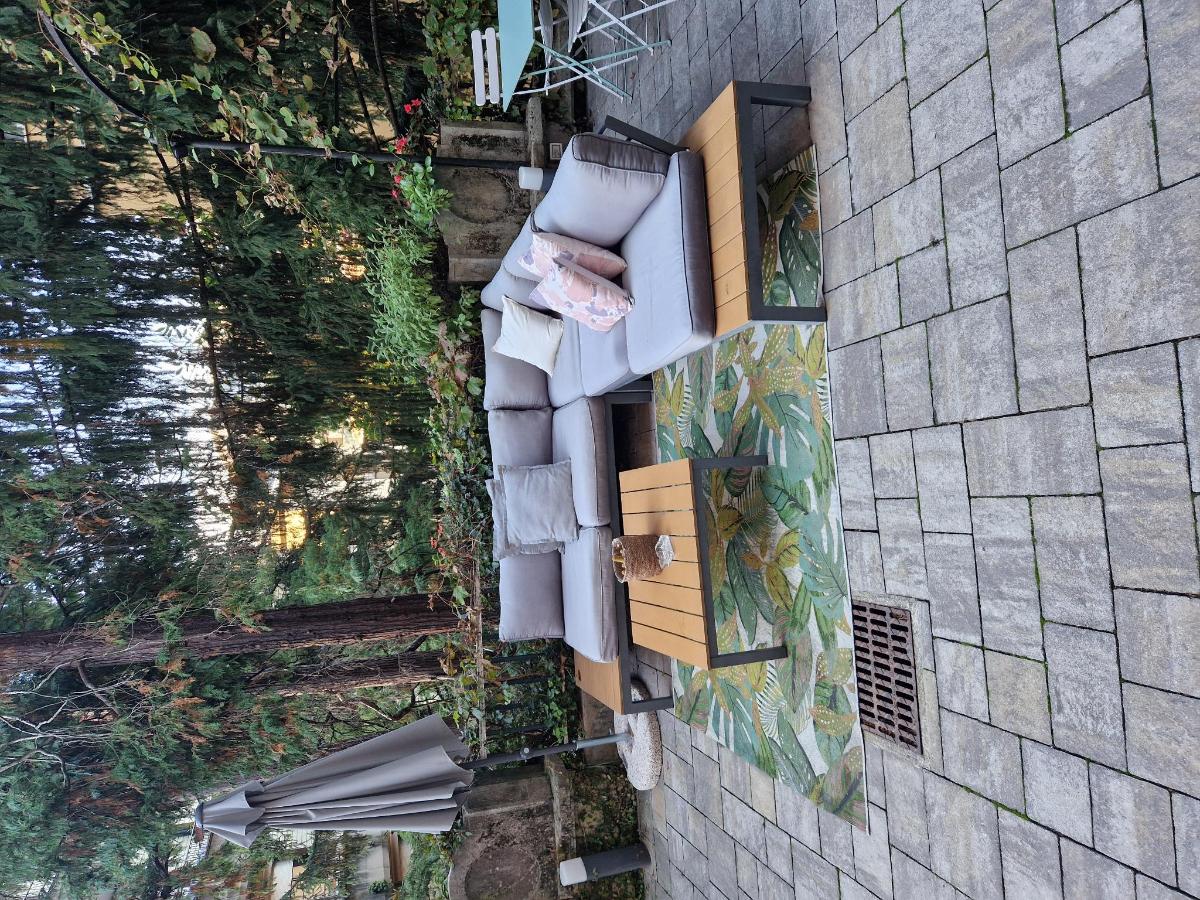 Giardino di Le Stanze del Lago Suites & Pool