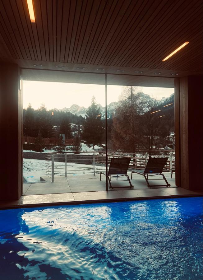 Piscina di Corona Dolomites Hotel o nelle vicinanze