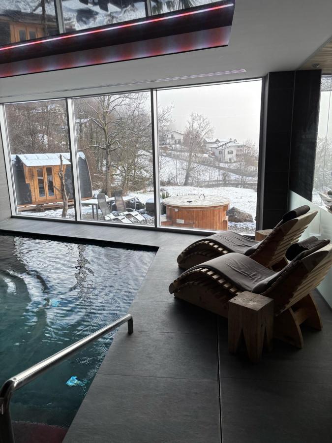 Piscina di Albergo Moderno & Spa o nelle vicinanze