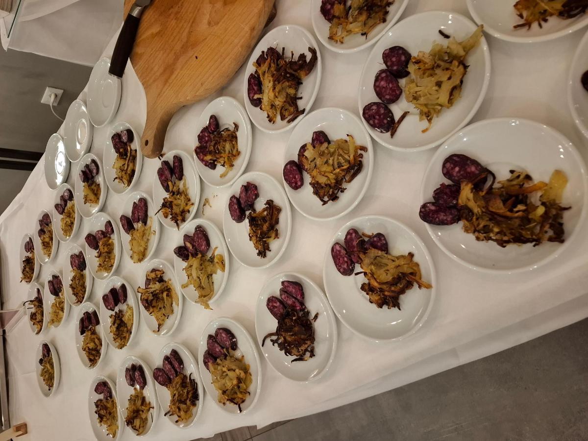 Cibo presso l'hotel o nelle vicinanze