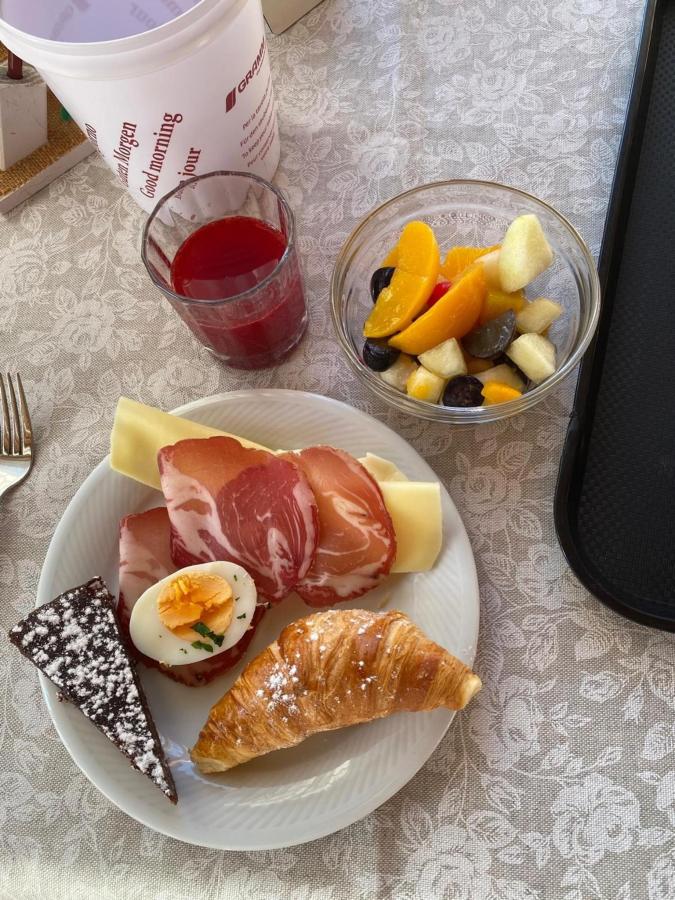 Cibo presso l'hotel o nelle vicinanze
