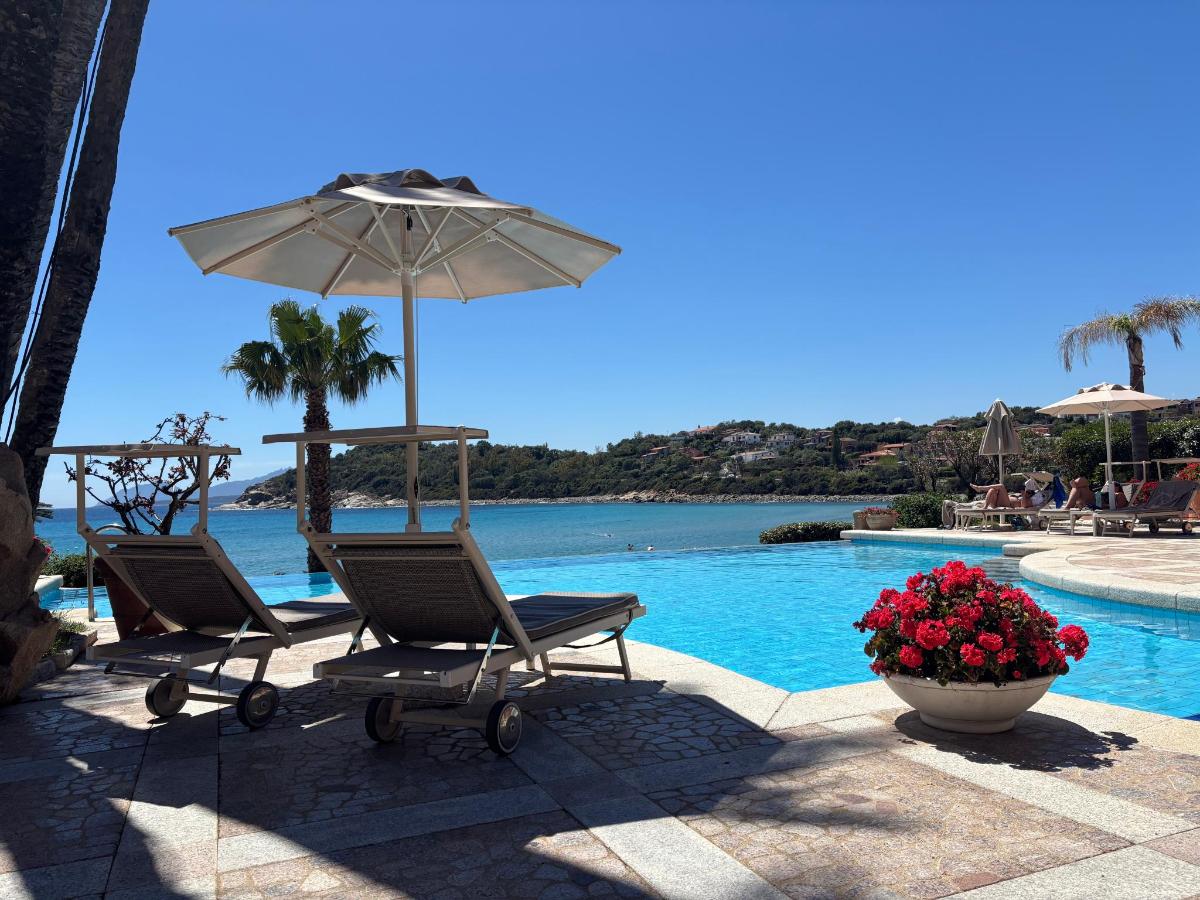 Piscina di Hotel La Bitta - Bovis Hotels o nelle vicinanze