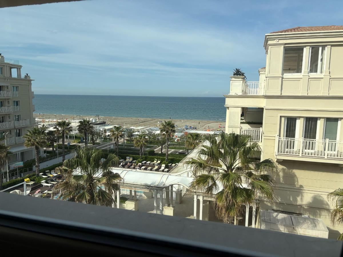 Vista generica sul mare o vista sul mare dall'interno dell'hotel