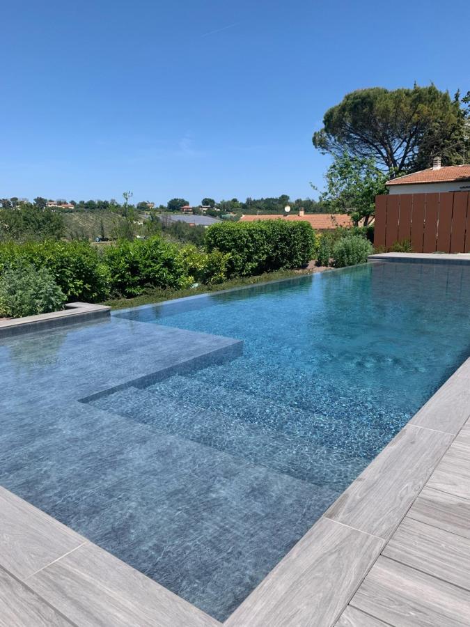 Piscina di DEL CARMINE AGRIRESORT- ex a3passi o nelle vicinanze