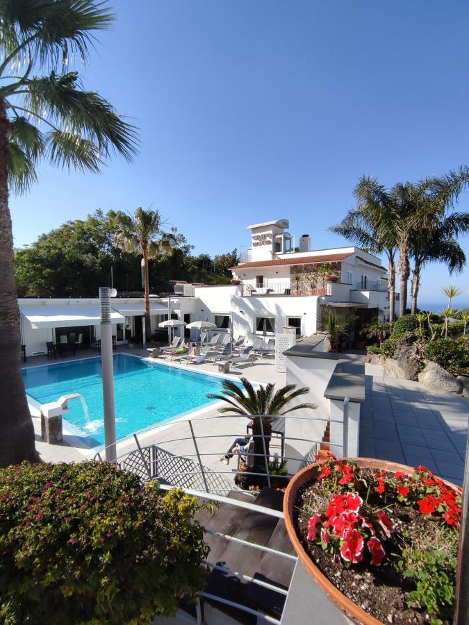 Piscina di Grifo Hotel Charme & SPA o nelle vicinanze