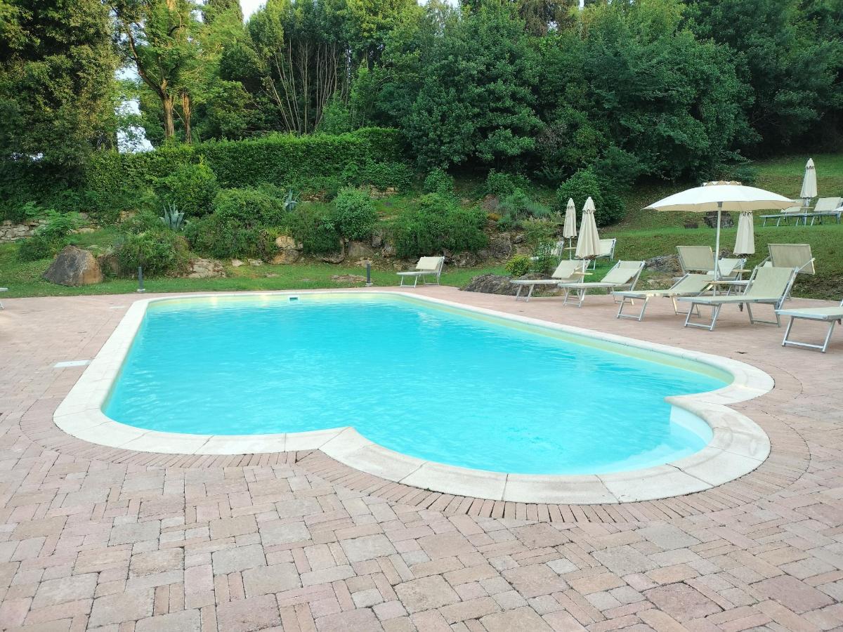 Piscina di Il Borgo di Villa Castelletti Country Hotel o nelle vicinanze
